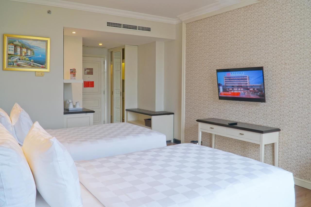 สวิส-เบลโฮเต็ล ลัมปุง Hotel บันดาร์ ลัมปุง ภายนอก รูปภาพ