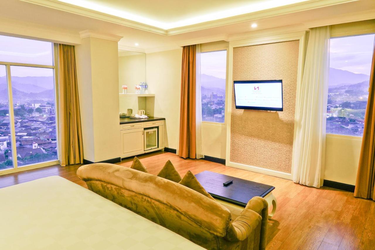 สวิส-เบลโฮเต็ล ลัมปุง Hotel บันดาร์ ลัมปุง ภายนอก รูปภาพ
